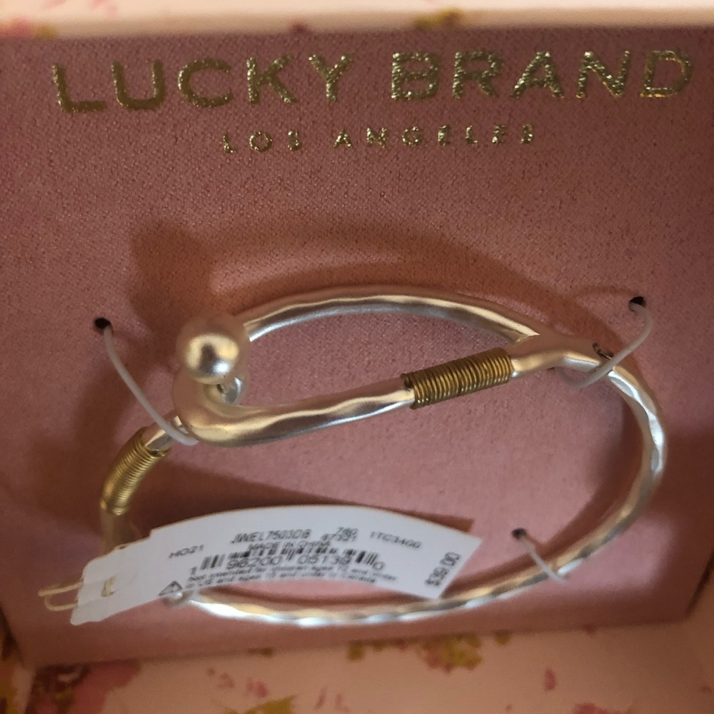 Lucky Brand Hook Bracelet